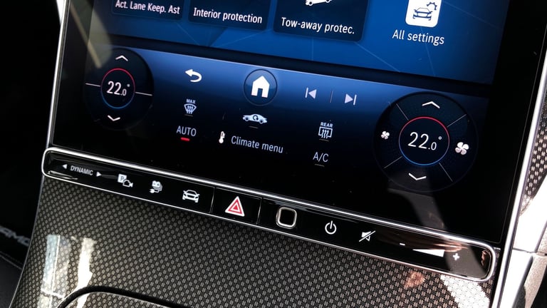 2024 Mercedes-Benz C Class C 300 E AMG LINE AUTO Saloon Hybrid Automatic