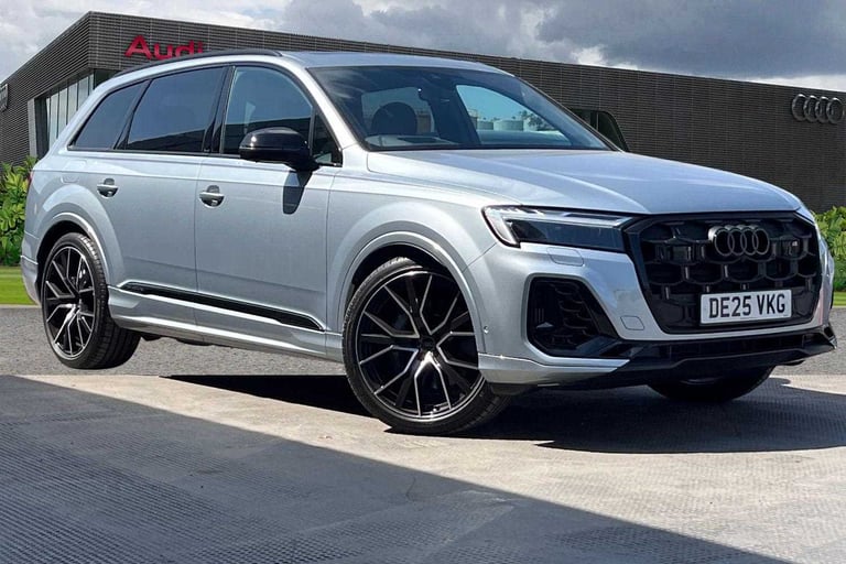 image for 2025 Audi Q7 55 TFSI Quattro Black Edition 5dr Tiptronic SUV Petrol Automatic