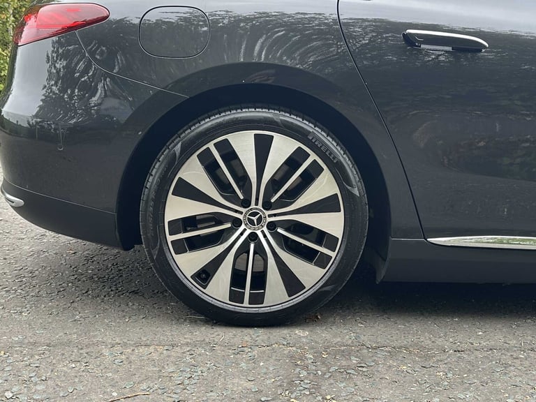 2022 Mercedes-Benz EQA EQE 350+ 215kW Exclusive Luxury 90kWh 4dr Auto SALOON ELECTRIC Automatic