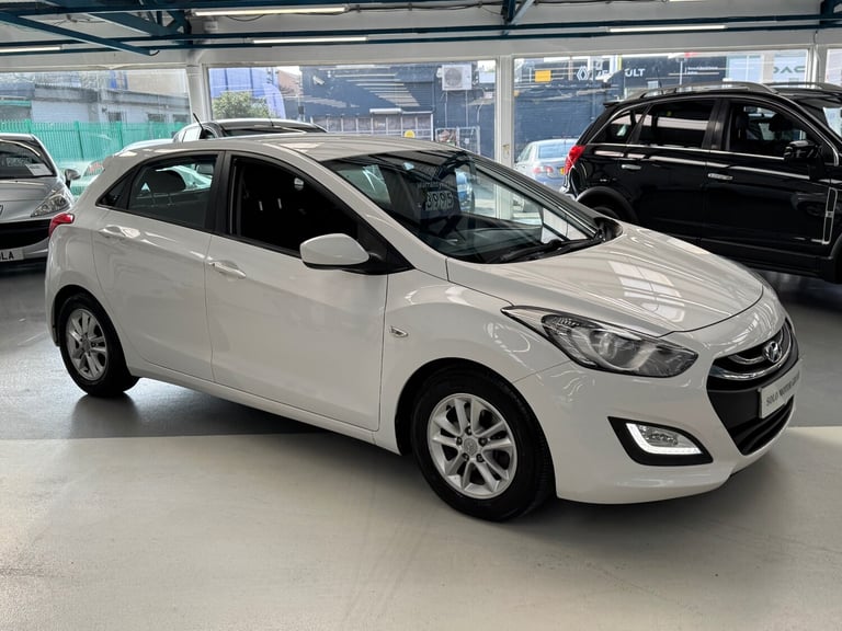 image for 2012 Hyundai i30 1.6 CRDi Blue Drive Active 5dr HATCHBACK Diesel Manual