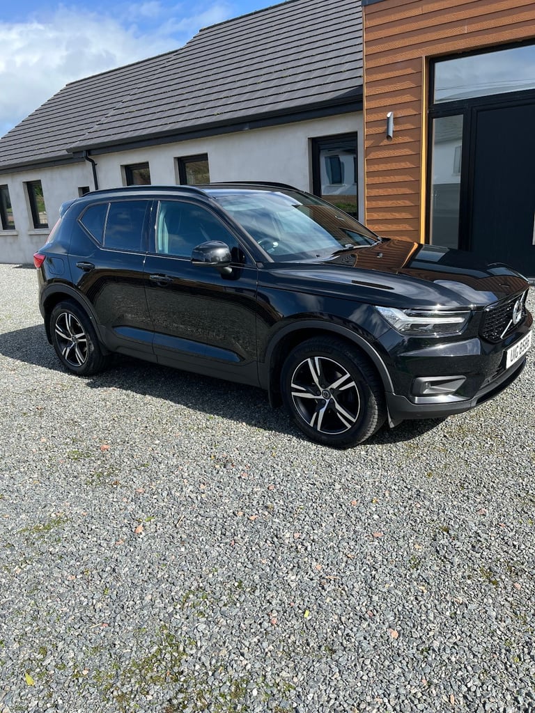 Volvo, XC40, Estate, 2020, Manual, 1477 (cc), 5 doors