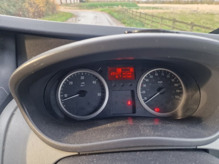 2014 Vauxhall Vivaro Silver  Drives Perfect  12mth MOT  SWB  Ready to Work