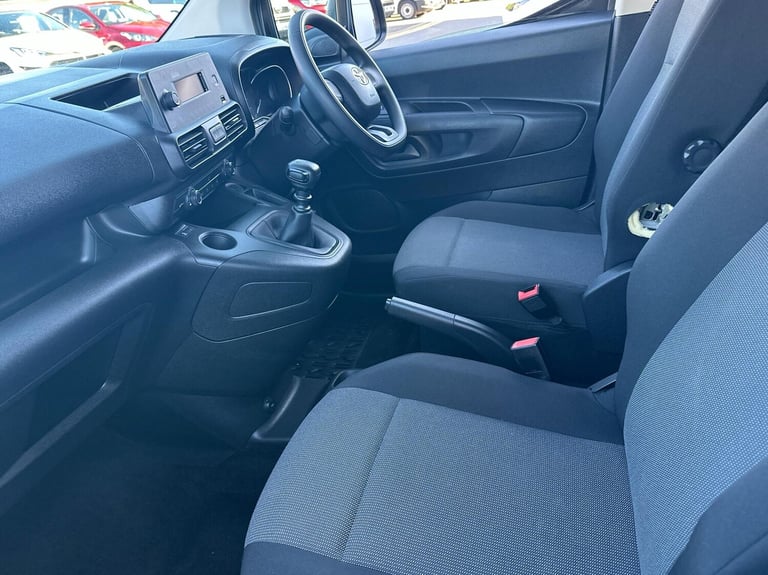 2024 Toyota ProAce 1.5D 100 Active Van (6 Speed) Van Diesel Manual