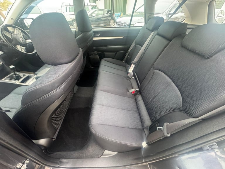 2011 Subaru Legacy 2.0i ES Nav 5dr ESTATE PETROL Manual