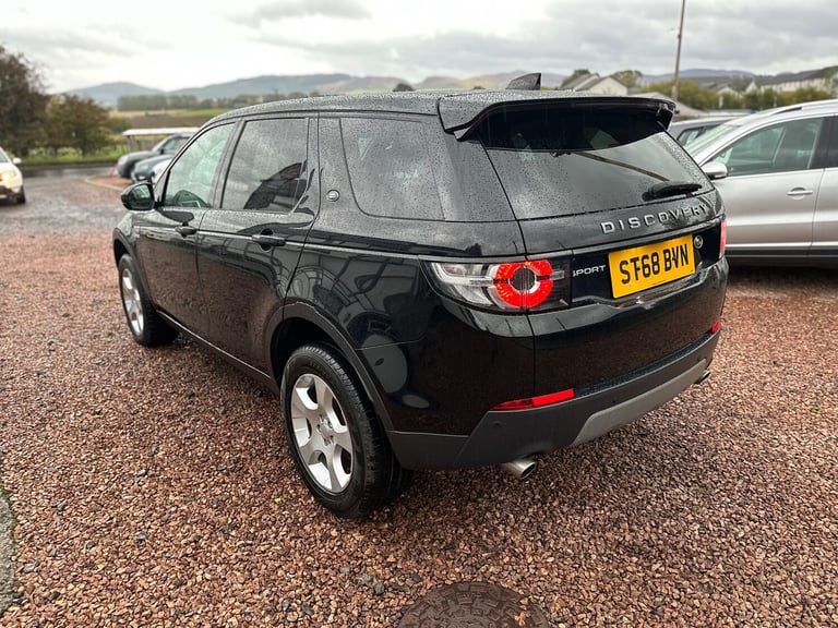 2018 Land Rover Discovery Sport 2.0 eD4 SE Tech SUV 5dr Diesel Manual Euro 6