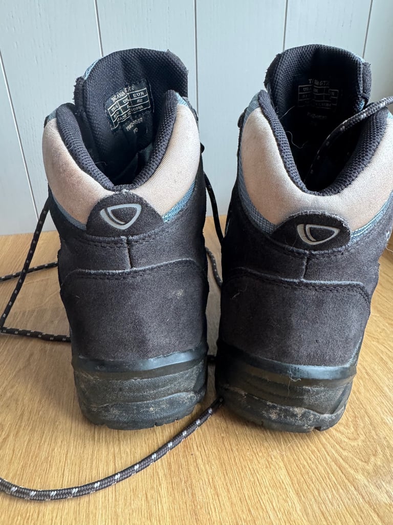 Brasher walking boots