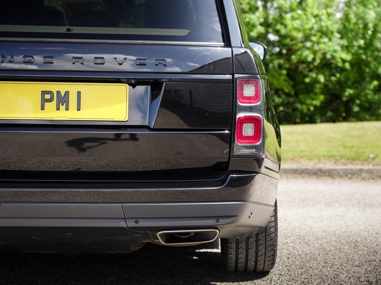  Land Rover Range Rover 5.0 P525 V8 Autobiography Auto 4WD Euro 6 (s/s) 5dr Petrol Automatic
