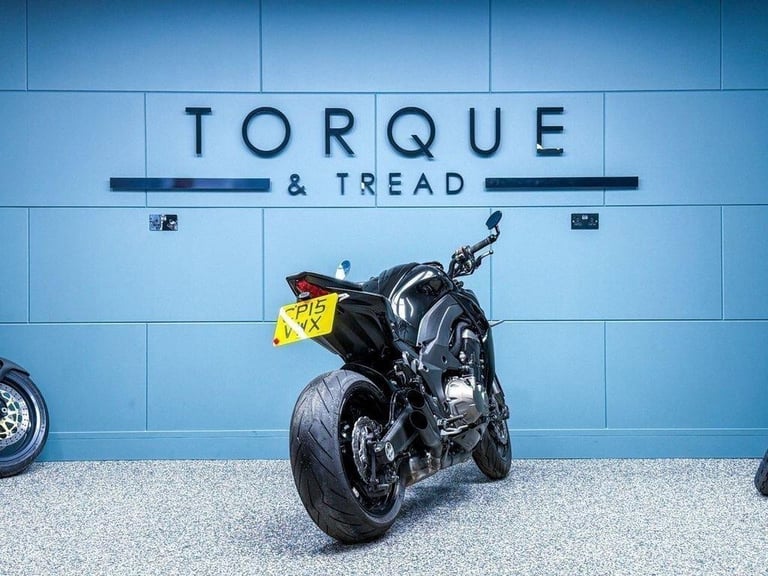 2015 15 KAWASAKI Z1000 SUPERNAKED 1000 - LOW MILES - VANCE HINES