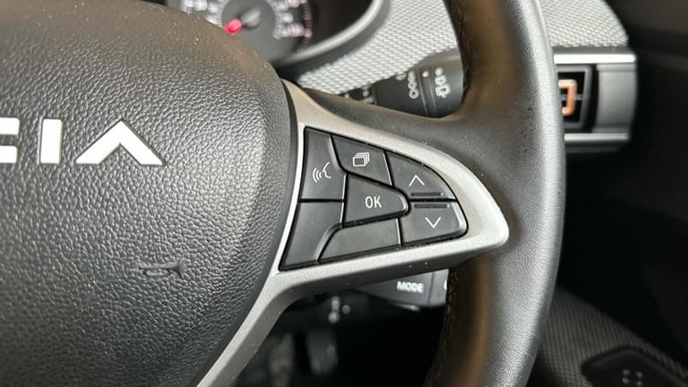2023 Dacia Sandero Stepway 1.0 TCe Expression Hatchback 5dr Bi Fuel Manual Euro 6 (s/s) (100 ps) ...