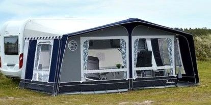 Isabella Awning Commodore Insignia 1050 cm Carbon X Frame - AS NEW