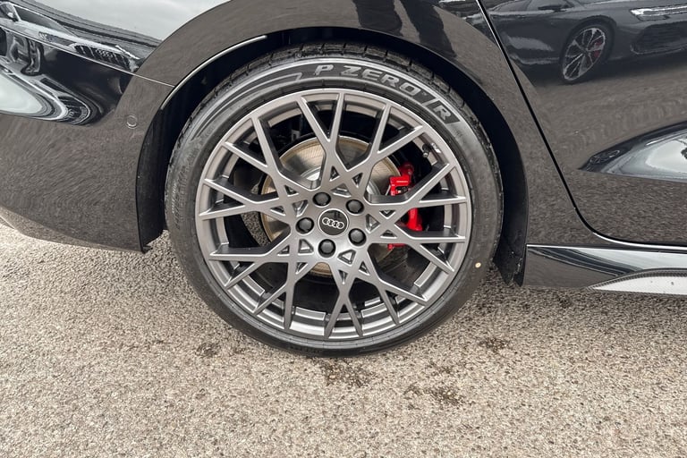 2025 Audi RS3 2.5 TFSI Carbon Vorsprung S Tronic quattro Euro 6 (s/s) 4dr Saloon Automatic