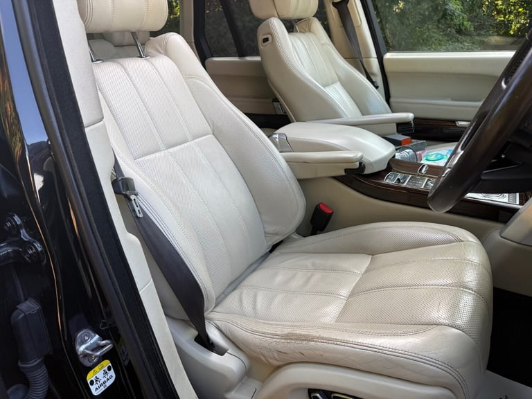 2013 Land Rover Range Rover 3.0 TDV6 Vogue SE 4dr Auto ESTATE Diesel Automatic