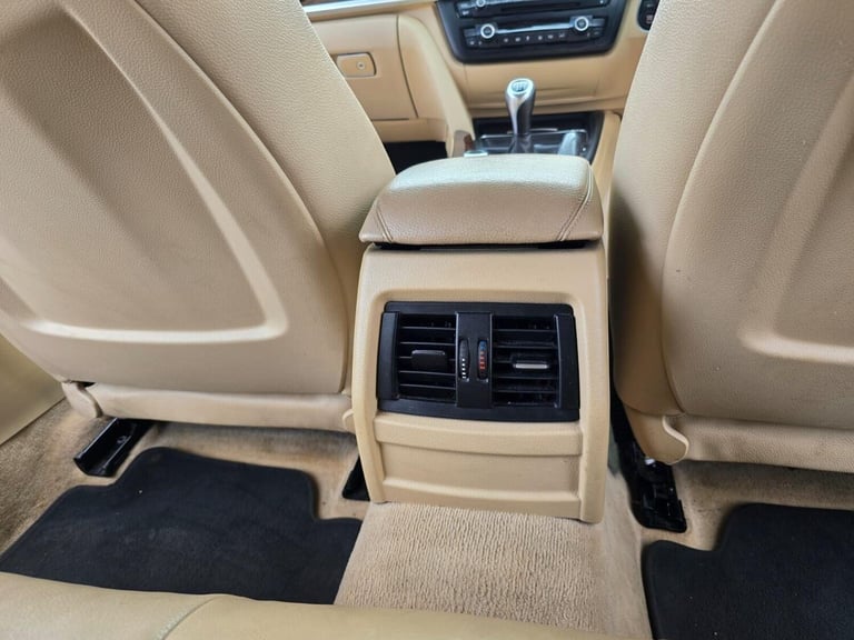 2014 BMW 3 Series 2.0 320d ED EfficientDynamics Euro 5 (s/s) 4dr Saloon Diesel Manual