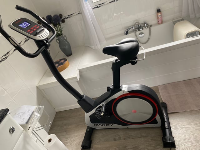 Bike Reviews Marcy Onyx B80 Upright Exercise Bike Exercise Bikes