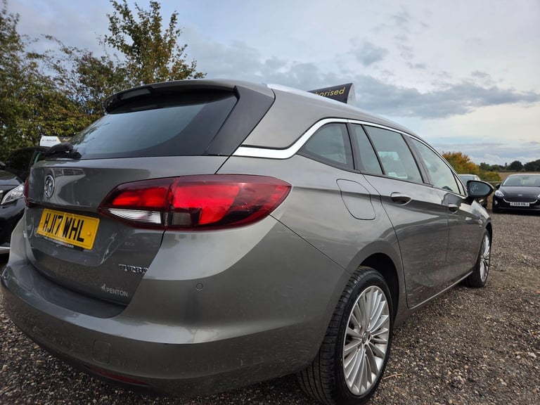 2017 Vauxhall Astra 1.4i Turbo Elite Nav Sports Tourer Auto Euro 6 (s/s) 5dr