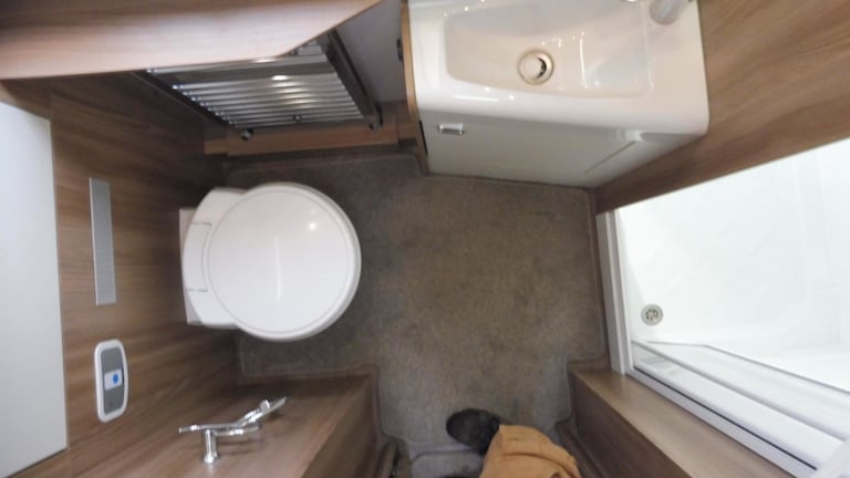 Bessacarr 574 4 berth 4 seat belts fixed single beds motorhome for sale