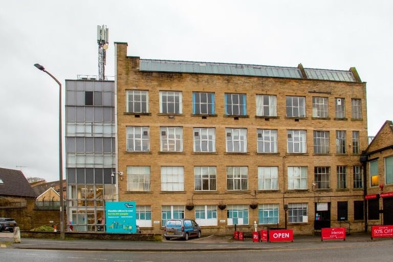 Self-storage units to rent in Bradford