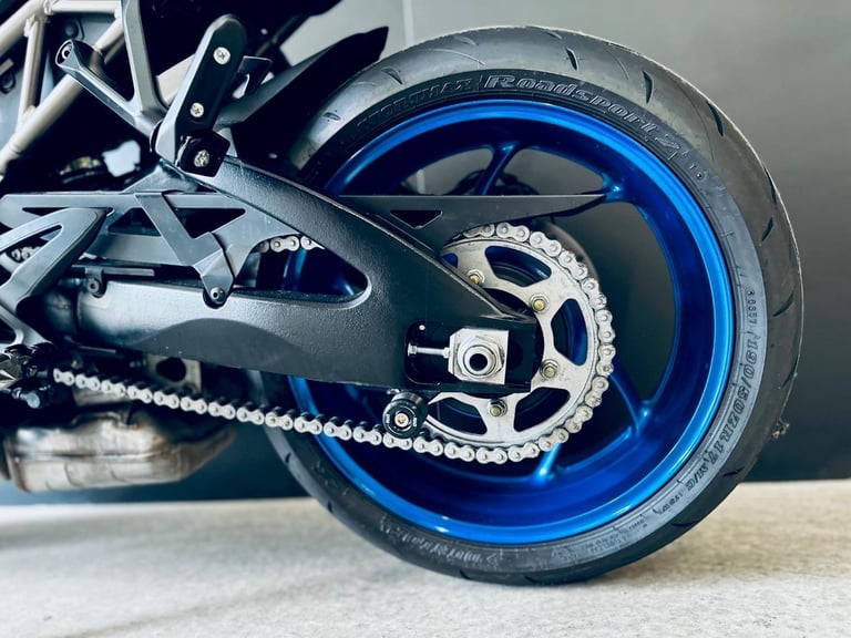 STUNNING LOW MILEAGE 2022/22 SUZUKI GSX-S 1000 GT MOTORCYCLE 