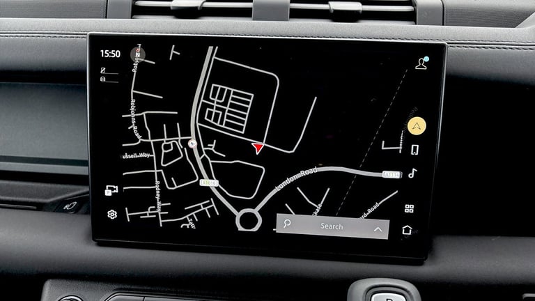 2025 Land Rover Defender 3.0 D250 X-Dynamic SE 90 3dr Auto ESTATE DIESEL Automatic