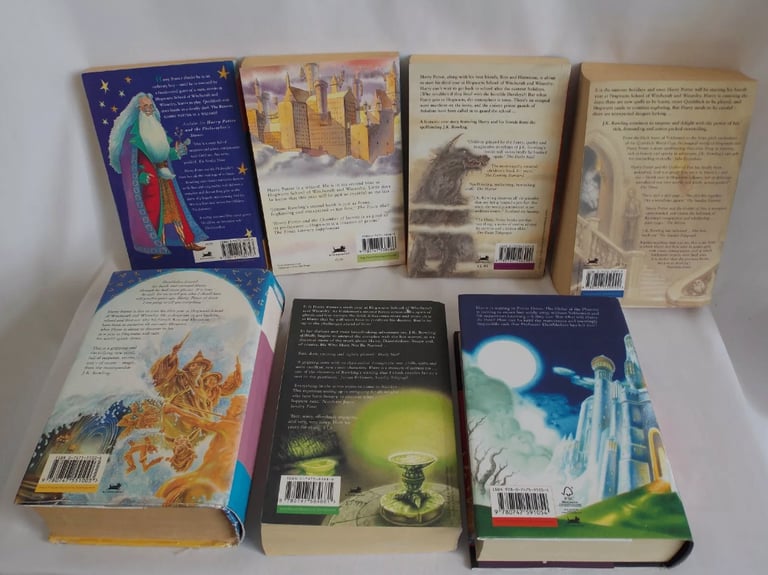 Harry Potter 1st Edition 1 -7 Paperback Hardback Set Bloomsbury Book Set (1)