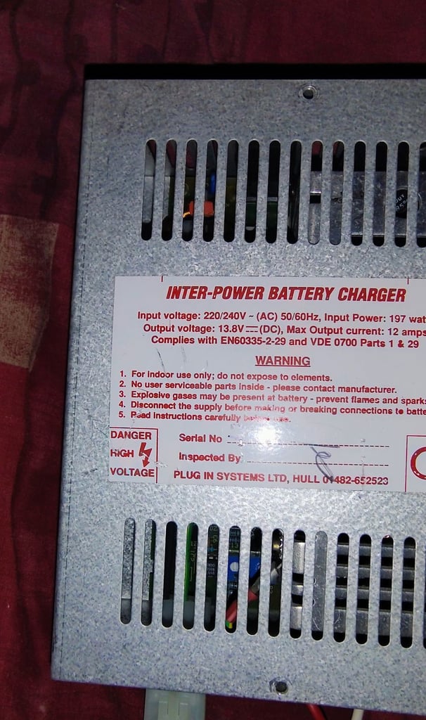 Caravan trickle feed battery charger 