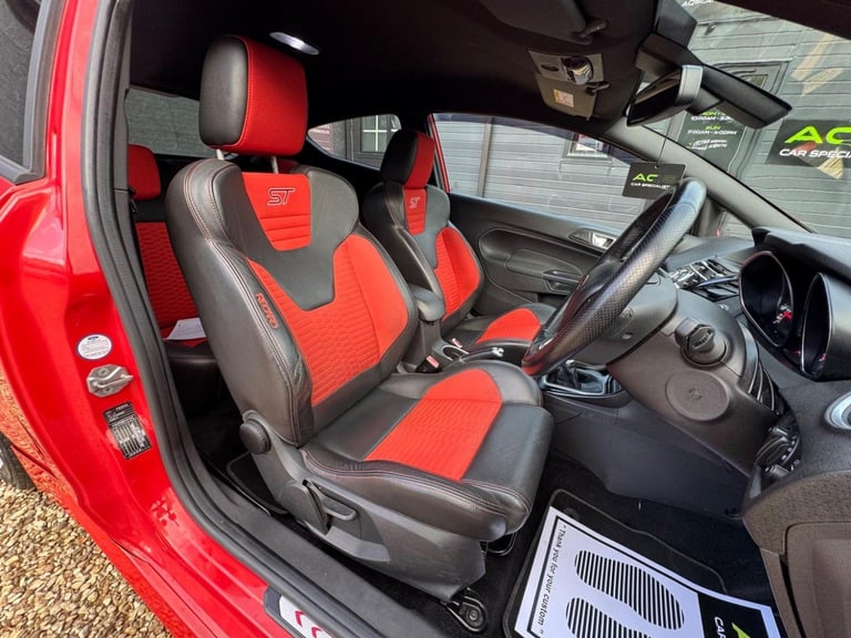 FORD FIESTA 1.6T EcoBoost ST-3 Euro 5 (s/s) 3dr 2014