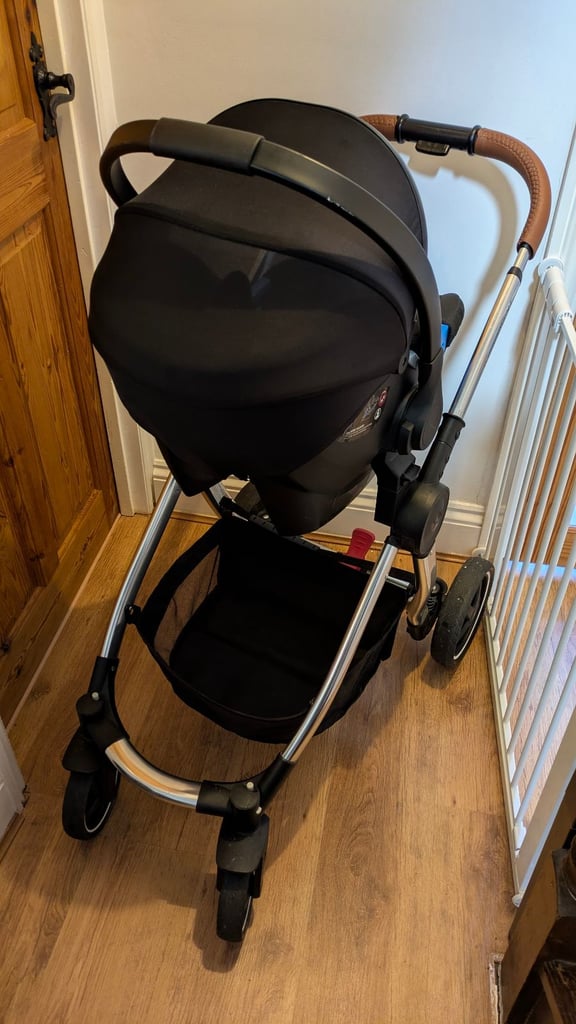 Babylo Panorama XT Pram and Car Seat