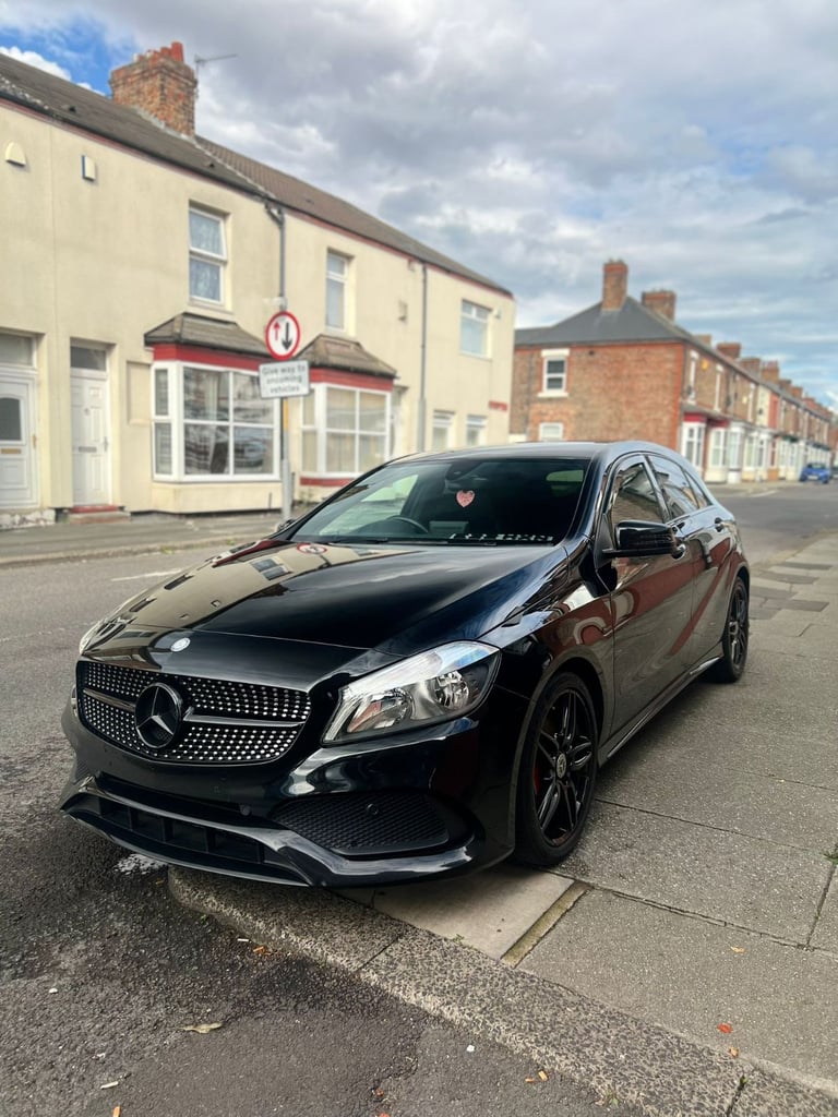 Mercedes-Benz, A CLASS, Hatchback, 2016, Manual, 1461 (cc), 5 doors
