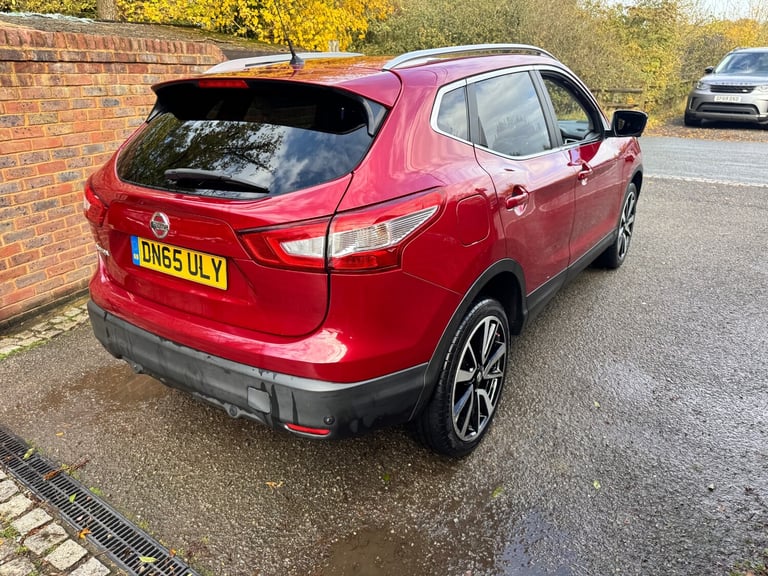 2015 Nissan Qashqai 1.6 DiG-T Tekna [Non-Panoramic] 5dr HATCHBACK Petrol Manual