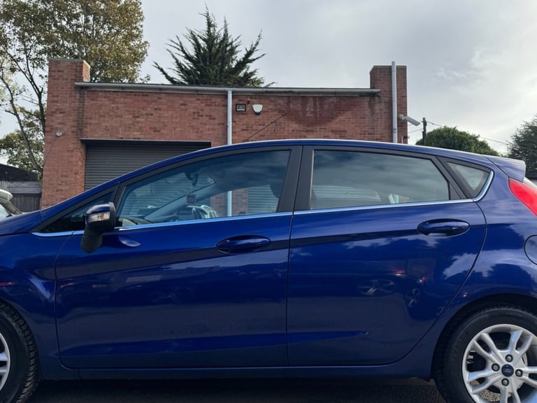 2015 Ford Fiesta 1.0T EcoBoost Zetec Hatchback 5dr Petrol Powershift Euro 6 (100 ps) Hatchback Pe...