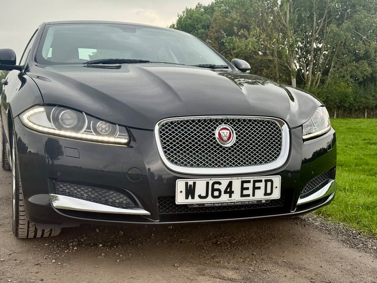 2014 Jaguar XF D PREMIUM LUXURY Saloon Diesel Automatic