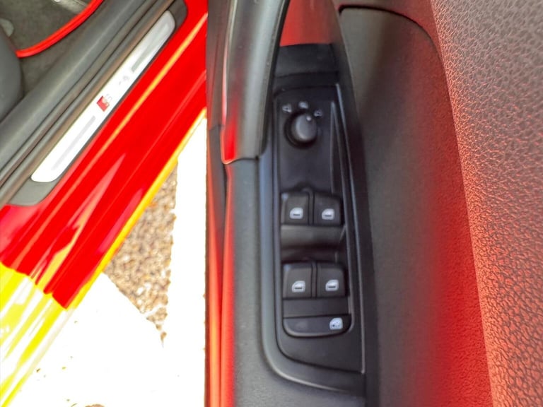 AUDI A1 1.2 TFSI S line Style Edition Sportback Euro 5 (s/s) 5dr 2014