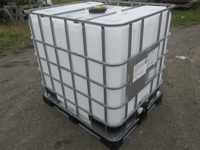 2 x 1,000 Litre Refurbished Clear IBC Tanks