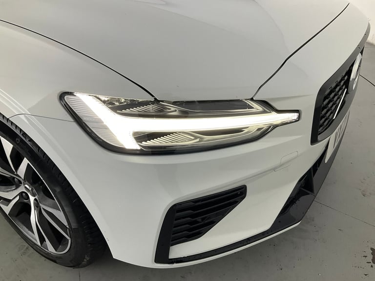 2021 Volvo V60 2.0 T6 Recharge PHEV R DESIGN 5dr AWD Auto ESTATE PETROL/ELECTRIC Automatic