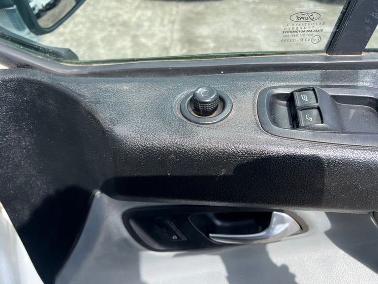 2017 Ford Transit Custom 2.0 TDCi 130ps High Roof Kombi Trend Van MPV Diesel Manual