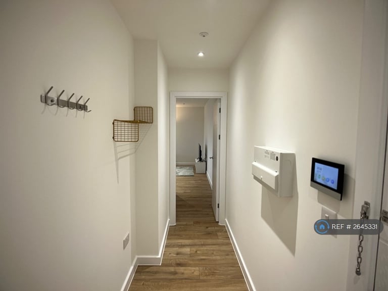 1 bedroom flat in Oriel House, Northampton, NN1 (1 bed) (#2645331)