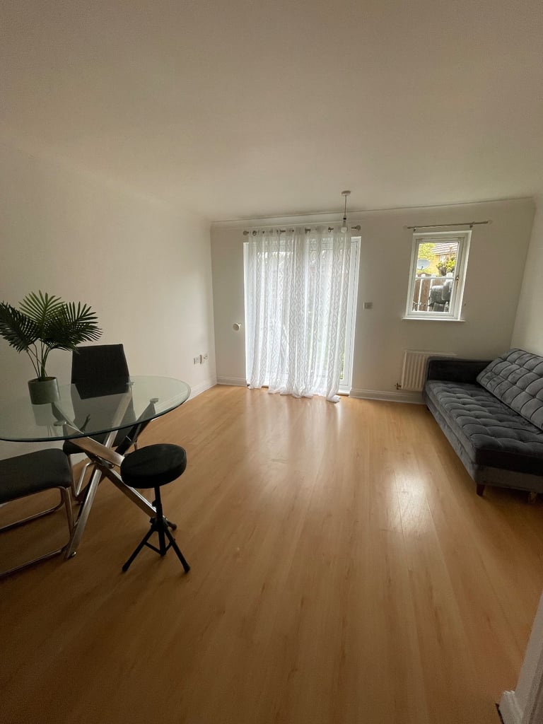 2 bedroom house for rent!!