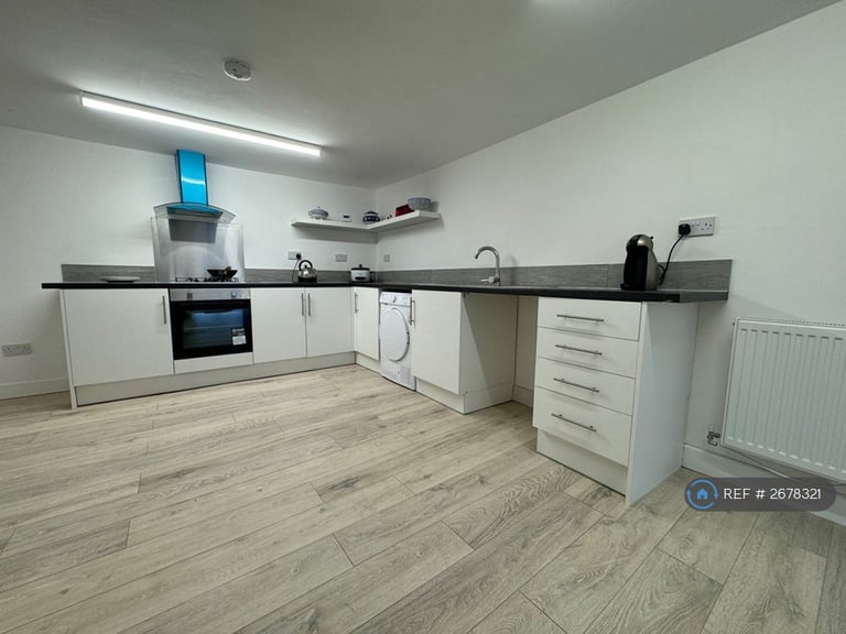 4 bedroom house in Old Park Terrace, Pontypridd, CF37 (4 bed) (#2678321)