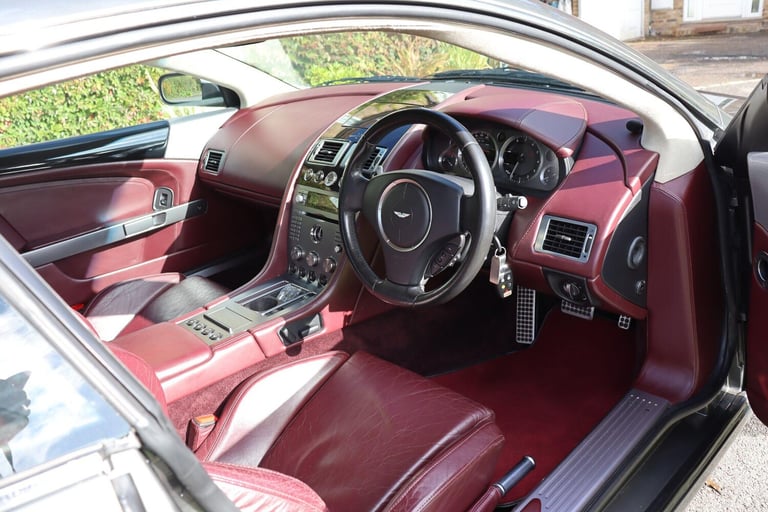 2005 Aston Martin DB9 V12 2dr Touchtronic Auto COUPE PETROL Automatic