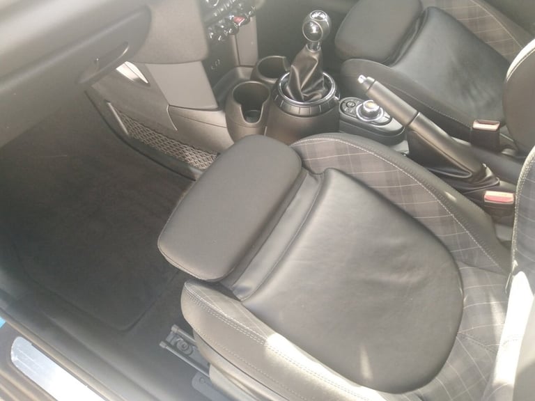 2018 MINI Hatch 1.5 Cooper Classic Hatchback 3dr Petrol Manual Euro 6 (s/s) (136 ps) Hatchback Pe...