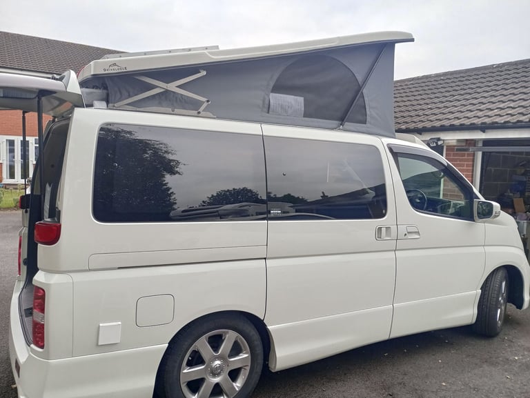 Nissan, ELGRAND E51 AUTO, 2005, 2490 (cc)