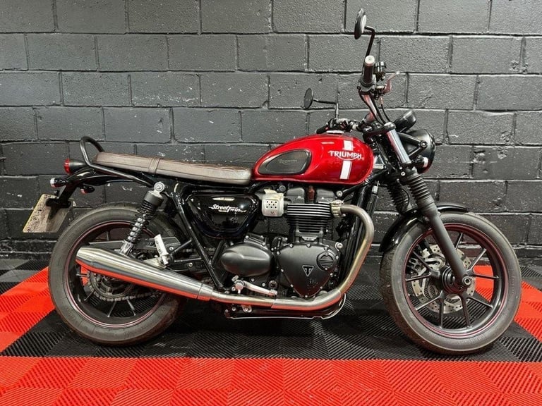 2016 66 TRIUMPH STREET TWIN FINANCE SPECIALISTS APPLY NOW