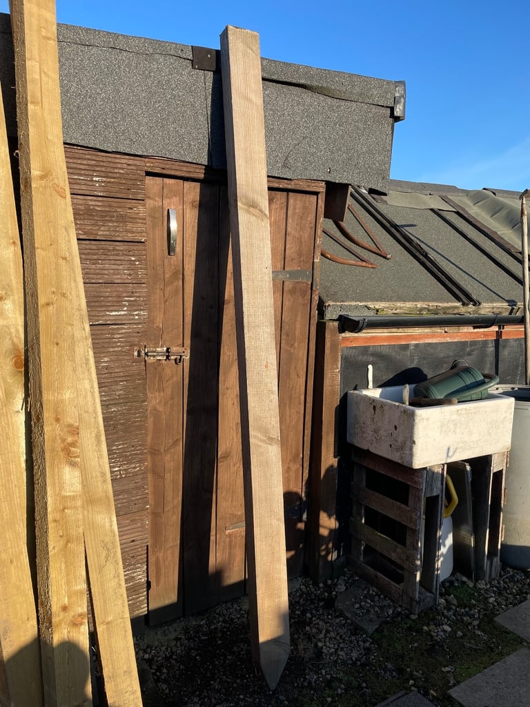 Fence posts 