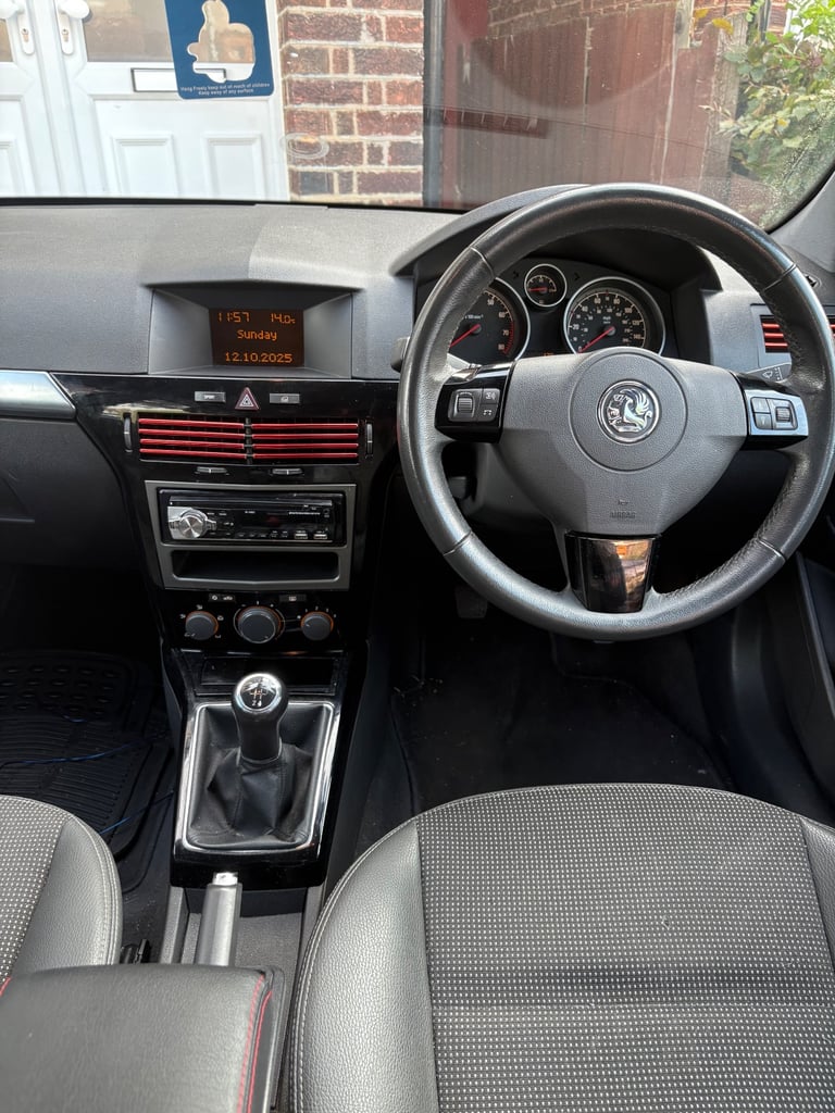 Vauxhall astra