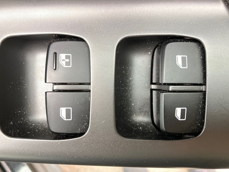 2022 Hyundai KONA 1.6 GDi Hybrid SE Connect 5dr DCT Hatchback PETROL/ELECTRIC Automatic