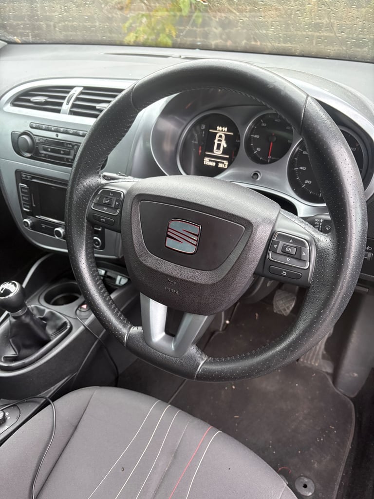 Seat, LEON, Hatchback, 2011, Manual, 1598 (cc), 5 doors