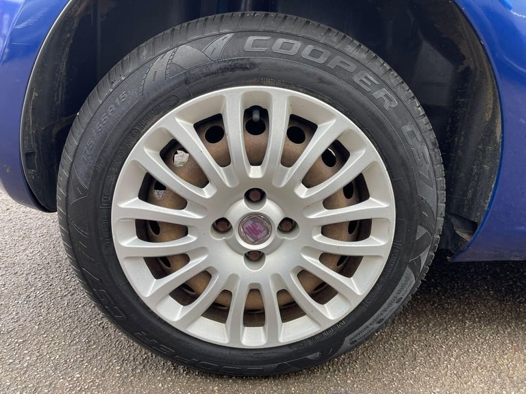 2009 Fiat Grande Punto 1.4 Active Auto Euro 4 3dr HATCHBACK Petrol Automatic