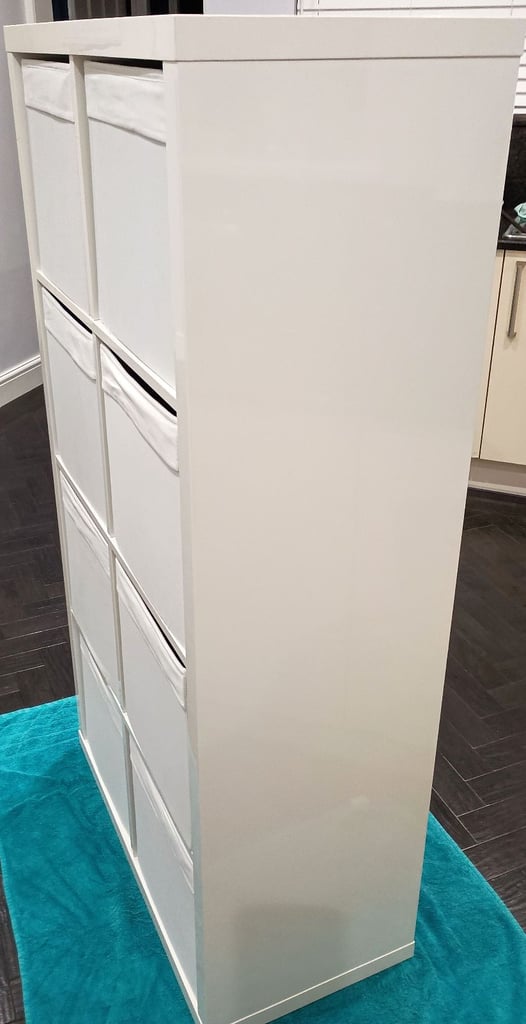 Ikea Kallax Gloss White Shelving Unit + Drona Storage Boxes