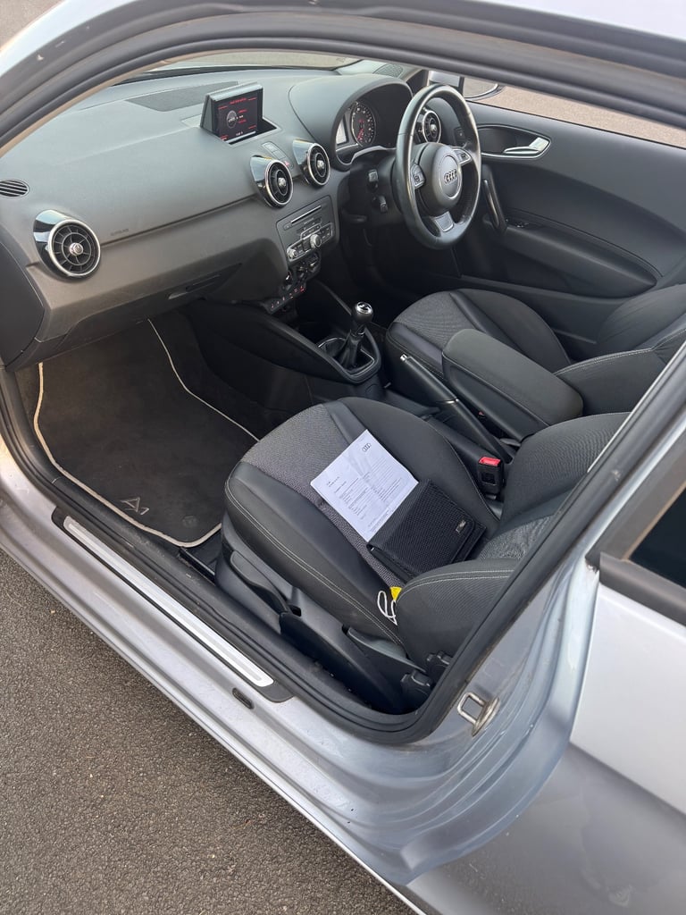 Audi, A1, Hatchback, 2015, Manual, 1395 (cc), 3 doors