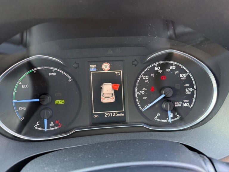 Toyota Yaris 1.5 Hybrid Icon Tech 5dr CVT -NAV - PARKING SENSORS - REAR CAMERA